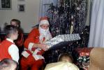 Santa Claus, Presents, Boys, 1950s, PHCV04P13_07