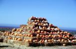 Pumpkin Hay Pyramid, PHHV02P05_04
