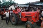 Tractor, Man, Male, Guy, near Ahmedabad, PORV08P05_12