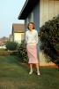 Pretty Lady, dress, house, suburbia, 1950s, PORV28P13_10