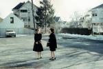 Women, coats, cold, hats, high heels, buildings, 1950s, PORV29P05_08