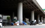 Homeless Encampment, shantytown, tents, shelter, cars, SUV, 7th Street, Interstate Highway I-280, POUD01_009