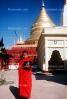Shwezigon Pagoda, Bagan, RCTV06P13_03