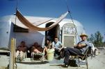 Campsite, Trailer, Men, Woman, 1950s, RVCV02P09_05
