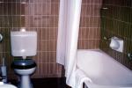 Toilet, bathroom, tub, bathtub, shower curtain, RVHV05P10_04