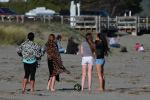 Legs and Girls at Doran Beach, RVLD02_086