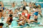 woman, women, bikini, sun tan, Beach, crowds, Sochi, RVLV01P05_17