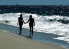 Couple on Beach, Pacific Ocean, sand, water, RVLV02P07_18