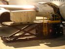 Boeing 767, Honolulu International Airport (HNL), Highlift Pallet Truck, ground personal, air cargo pallet, TAAD01_136