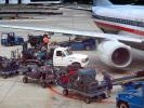 refueling, Santa Ana International Airport (SNA), Belt Loader, Beltloader, Carts, ground personal