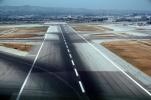 San Francisco International Airport (SFO), Runway, TAAV02P15_09