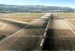 San Francisco International Airport (SFO), Runway, TAAV08P12_04