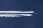 Thick Contrails, TAFD02_259