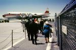 OH-KDB, Kar Air, Douglas DC-6B, Passengers boarding, men, women, 1950s, TAFV04P08_06