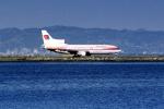 United Airlines UAL, Lockheed L-1011, San Francisco International Airport (SFO), TAFV05P11_03