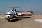 Jets lined up for take-off, American Airlines AAL, Boeing 727, Douglas DC-10, December 2, 1986, TAFV05P12_01