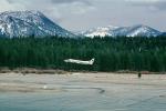 American Eagle EGF, Fairchild Metroliner, Lake Tahoe Airport TVL, TAFV06P07_04