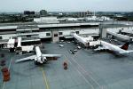 Boeing 767, Air Canada ACA, jetway, terminal, ground equipment, Airbridge
