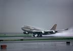 HL7414, Boeing 747-48E(BDSF), 747-400 series, rain, inclement weather, wet, TAFV14P03_12