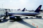 N504UA, United Airlines UAL, jetway, Airbridge, Boeing 757-222, PW2000