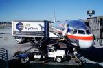 LSF Skychefs, catering truck, American Airlines AAL, Boeing 757, Ground Equipment, Scissor Lift, Gate-9, Highlift