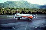 N174PS, Lockheed L-188A Electra, PSA, Pacific Southwest Airlines, Lake Tahoe Airport TVL, TAFV25P06_01
