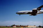 Boeing 707 Landing