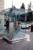 Glass Phone Booth, moderne