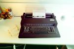 Olivetti Typewriter, TMYV01P02_14