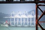 Zhen Hua 4, Heavy lift vessel, shipping large cranes from China to Oakland, Golden Gate Bridge, Gantry Cranes, IMO: 7354292, TSWV06P02_03