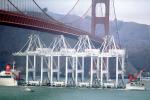 Zhen Hua 4, Heavy lift vessel, shipping large cranes from China to Oakland, Golden Gate Bridge, Gantry Cranes, IMO: 7354292, TSWV06P02_17