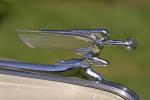 Packard, Hood Ornament, Goddess of Speed, Woman with Wings, holding a tire outstretched in her arms, VCCV01P15_13