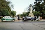 Cars, Statue, Toluca, 1940s, VCRV21P06_16