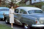 1954 Buick Roadmaster, Car, four-door sedan, woman, 1950s, VCRV22P02_08
