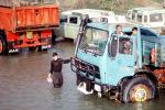 Cabover Truck, River, Natanz, VCTV05P07_13
