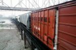 Freight Train, Mississippi River, VRFV03P08_12