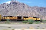 UP 9245, UP 4379, Union Pacific, between Phoenix and Tucson, VRFV05P13_03