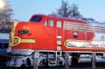 ATSF 347C, F7A built by EMD, Sacramento, Santa-Fe Railroad, Red/Silver Warbonnet Chief, F-Unit, VRPV04P11_14