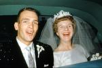 Inside the Car, smiles, funny, humorous, Bride and Groom, 1950s, WEDV25P14_05
